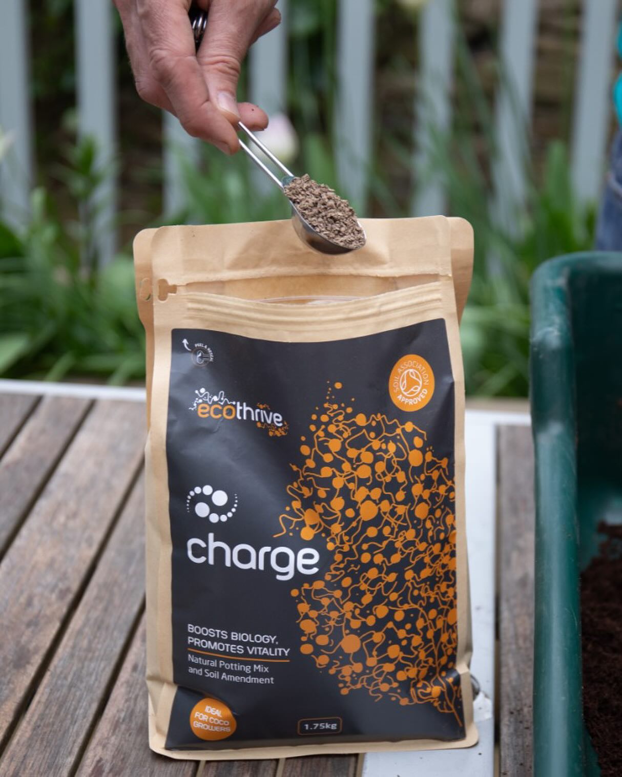 Ecothrive Ladegerät