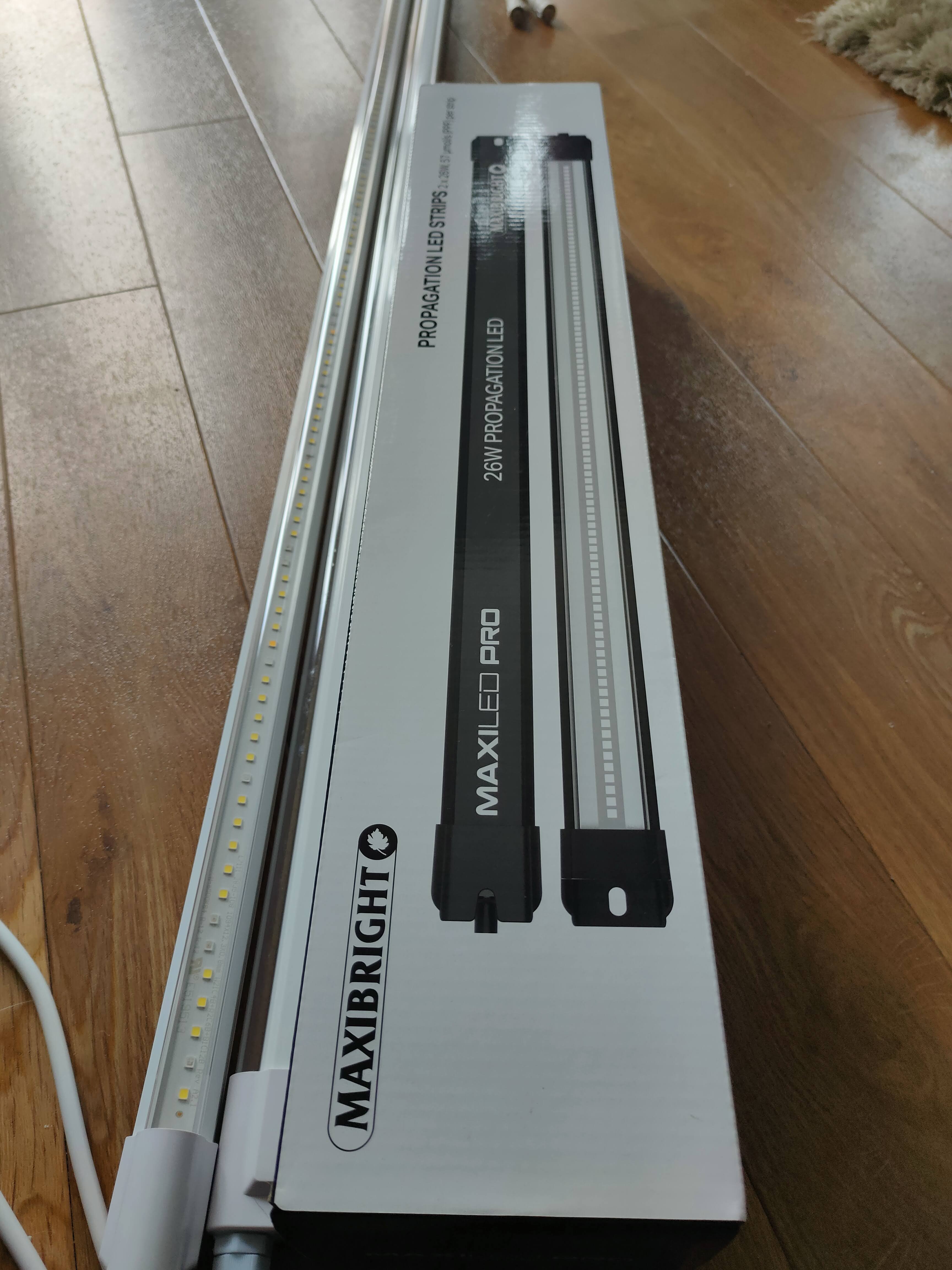Maxibright MaxiLED Clone Vermehrungs-LED (Doppelpack) - 26 W / 55 cm